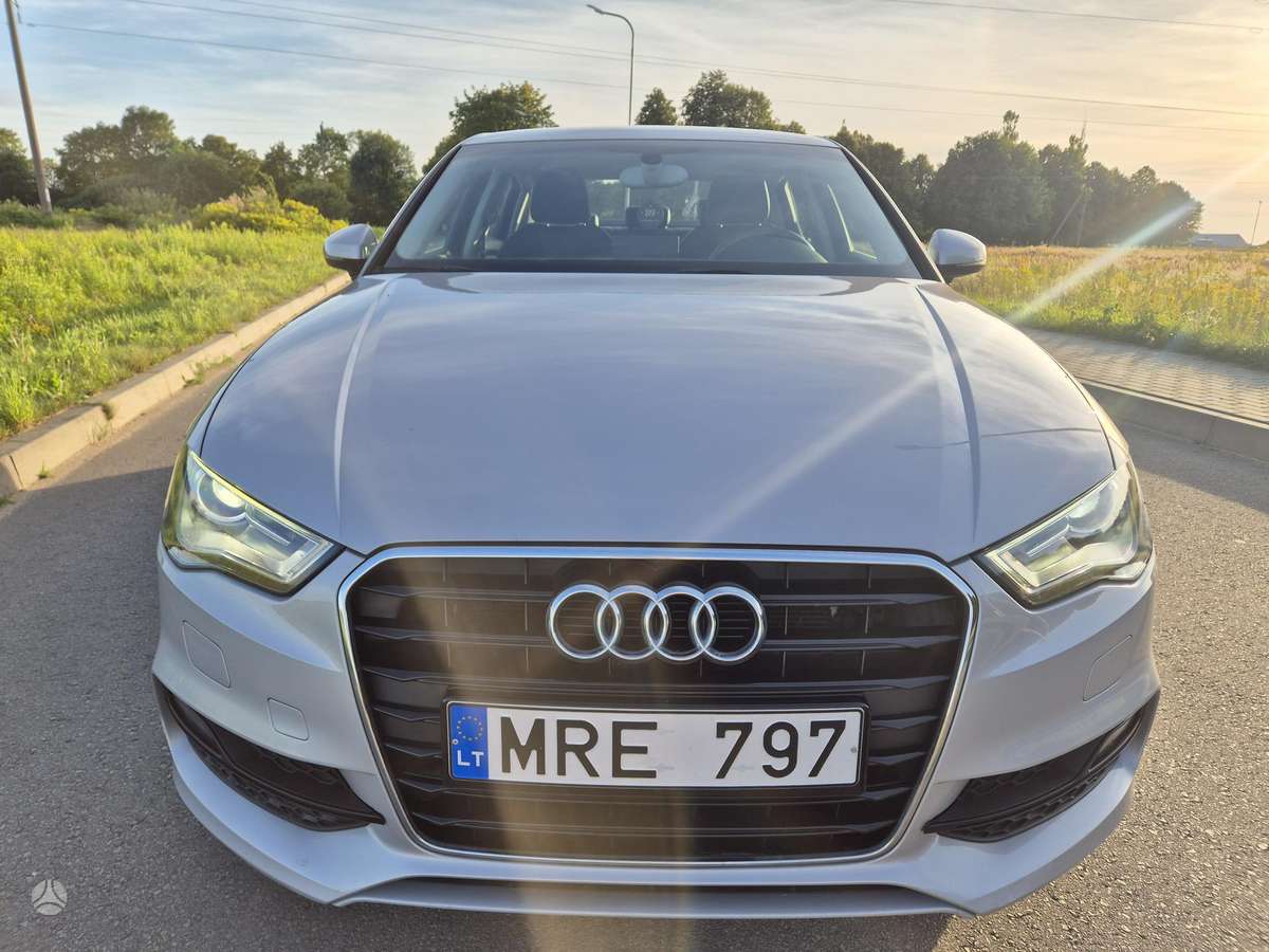 Audi A3, 1.6 l., Седан