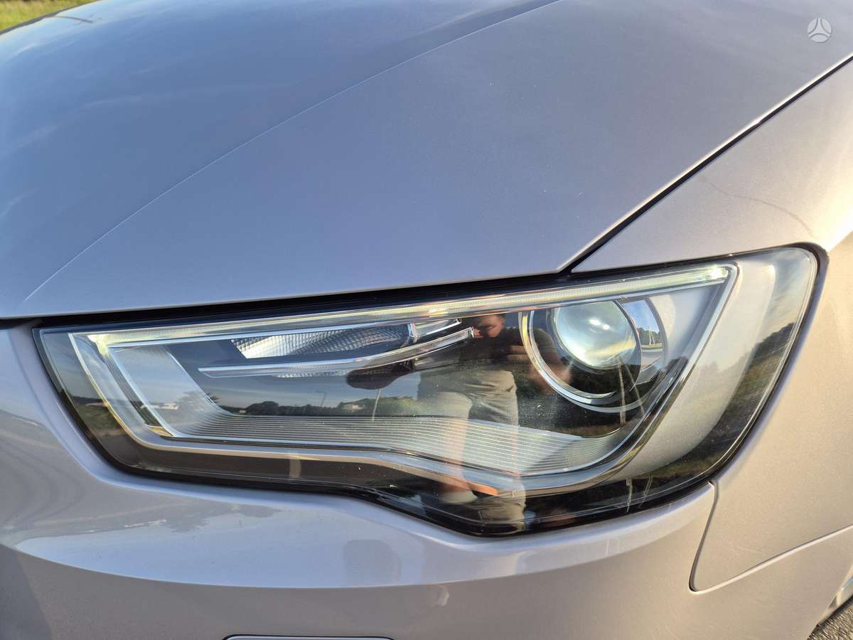Audi A3, 1.6 l., Седан
