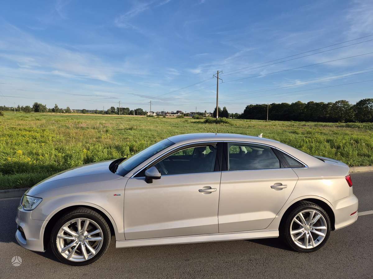 Audi A3, 1.6 l., Седан
