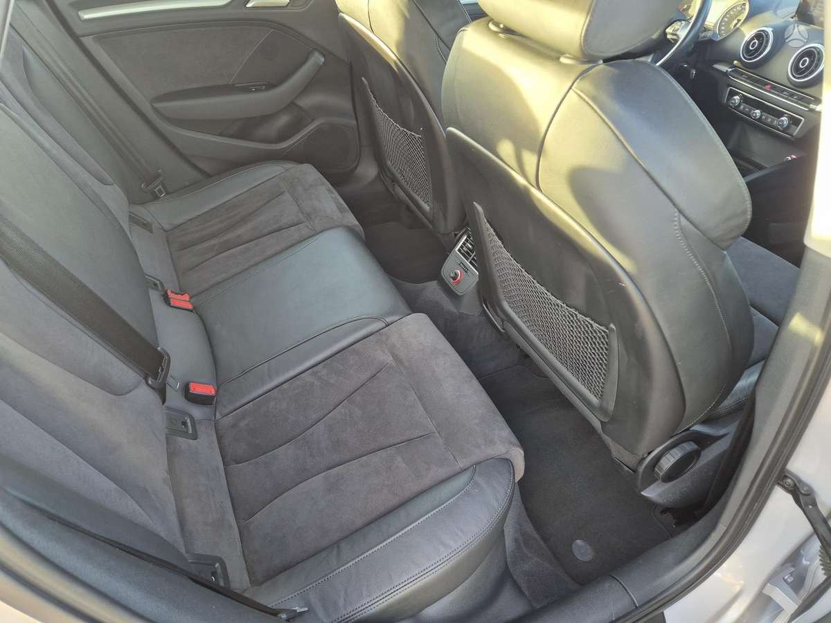 Audi A3, 1.6 l., Седан