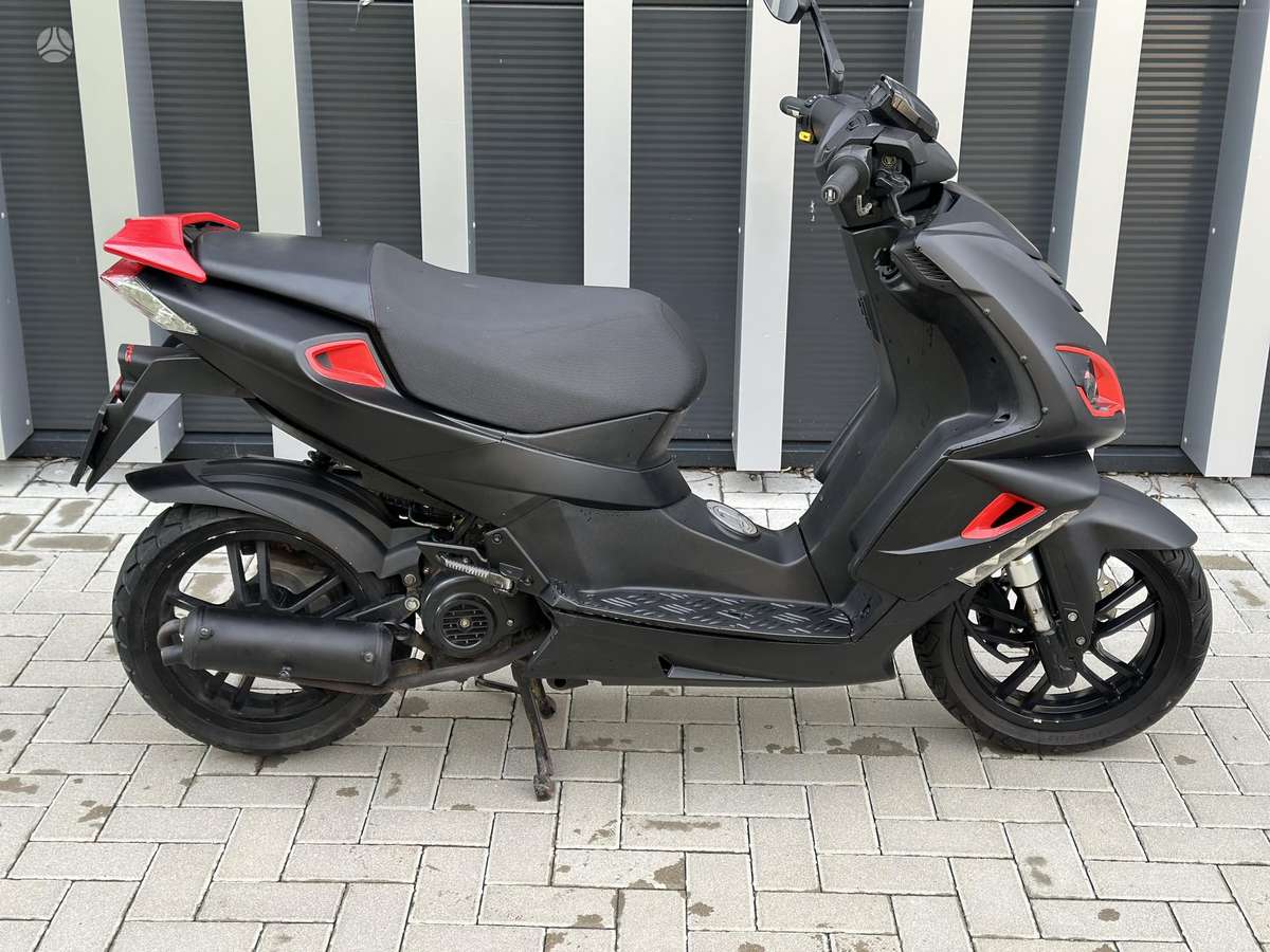 Peugeot Speedfight 49cc, мотороллеры / мопеды
