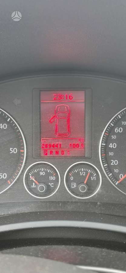 Volkswagen Golf - 11