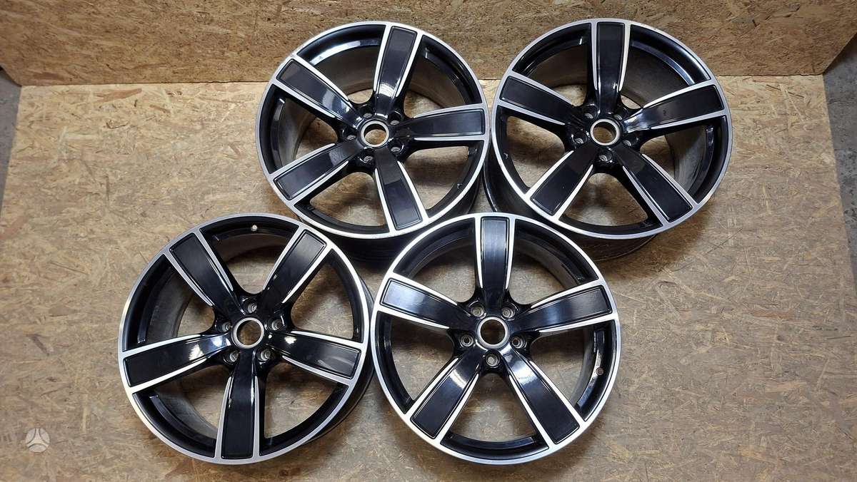 Porsche Cayenne Coupe, 9Y0601025AP, Cen32117