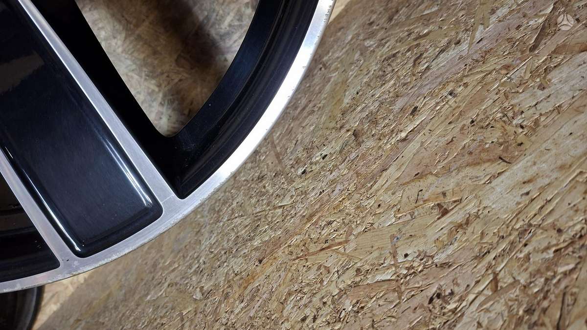 Porsche Cayenne Coupe, 9Y0601025AP, Cen32117