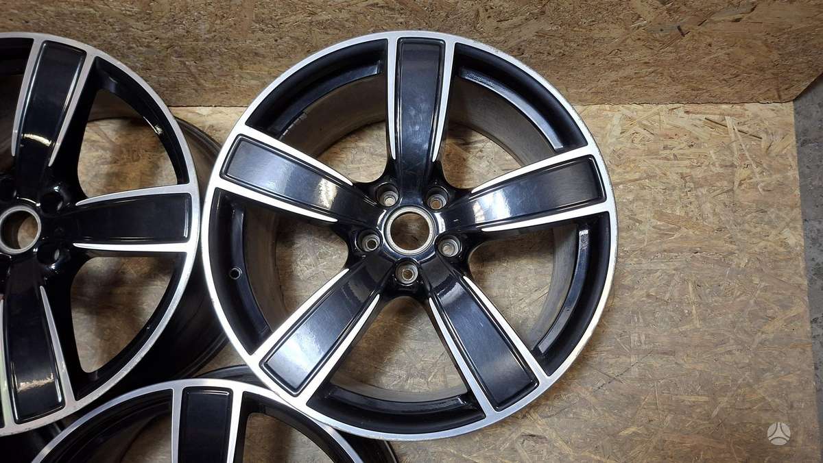 Porsche Cayenne Coupe, 9Y0601025AP, Cen32117