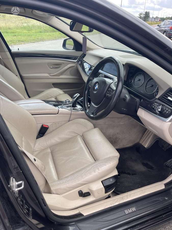 BMW 520, 2.0 l., Седан
