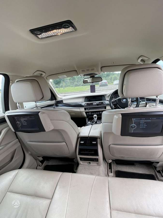 BMW 520, 2.0 l., Седан