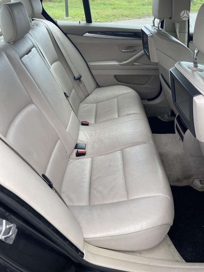 BMW 520, 2.0 l., Седан