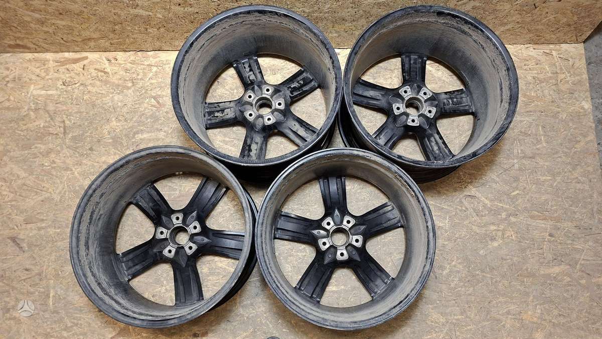 Porsche Cayenne Coupe, 9Y0601025AP, Cen32117