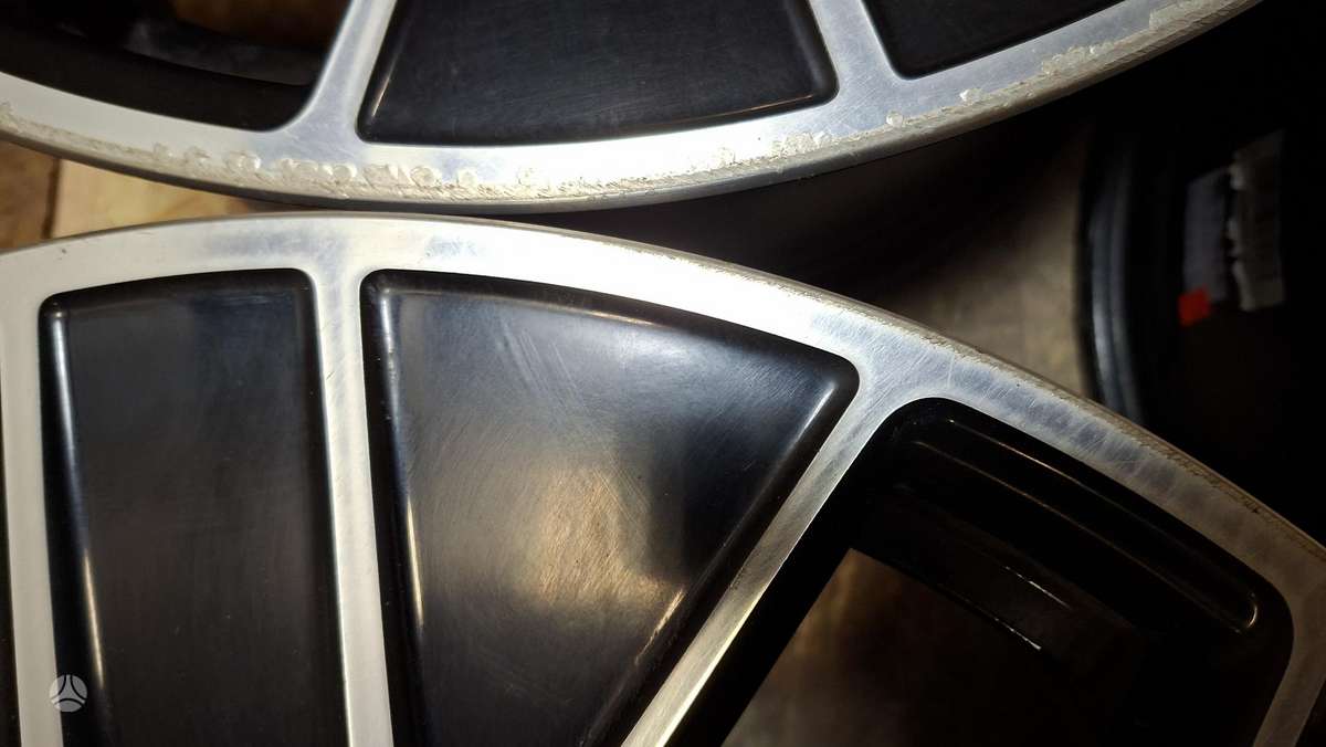 Porsche Taycan, 9J1601025K, Cen32119