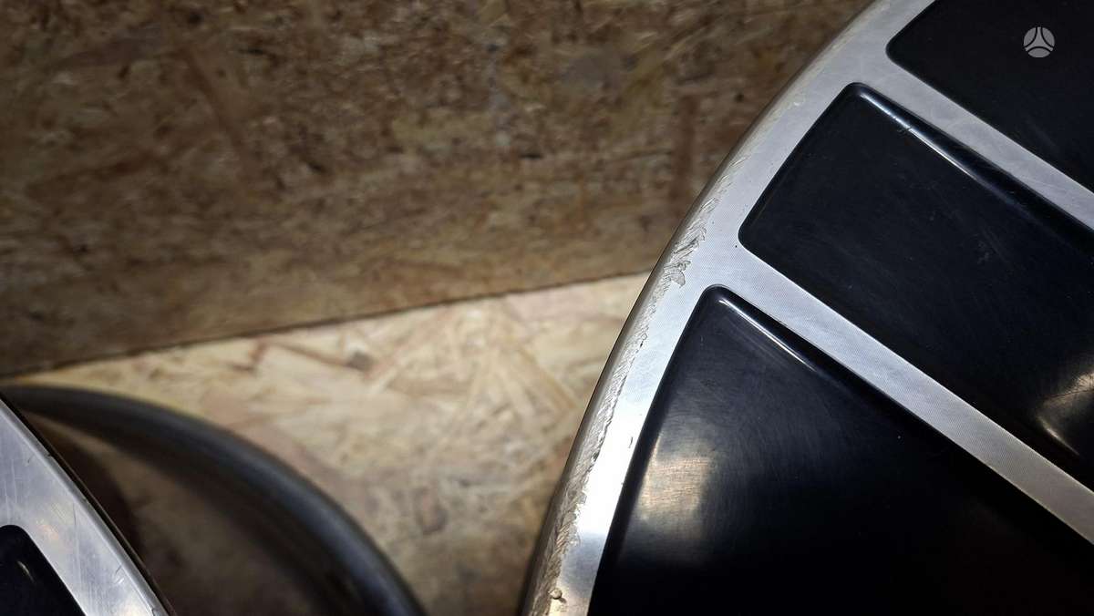 Porsche Taycan, 9J1601025K, Cen32119
