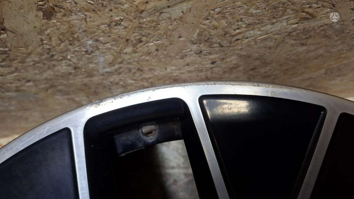 Porsche Taycan, 9J1601025K, Cen32119