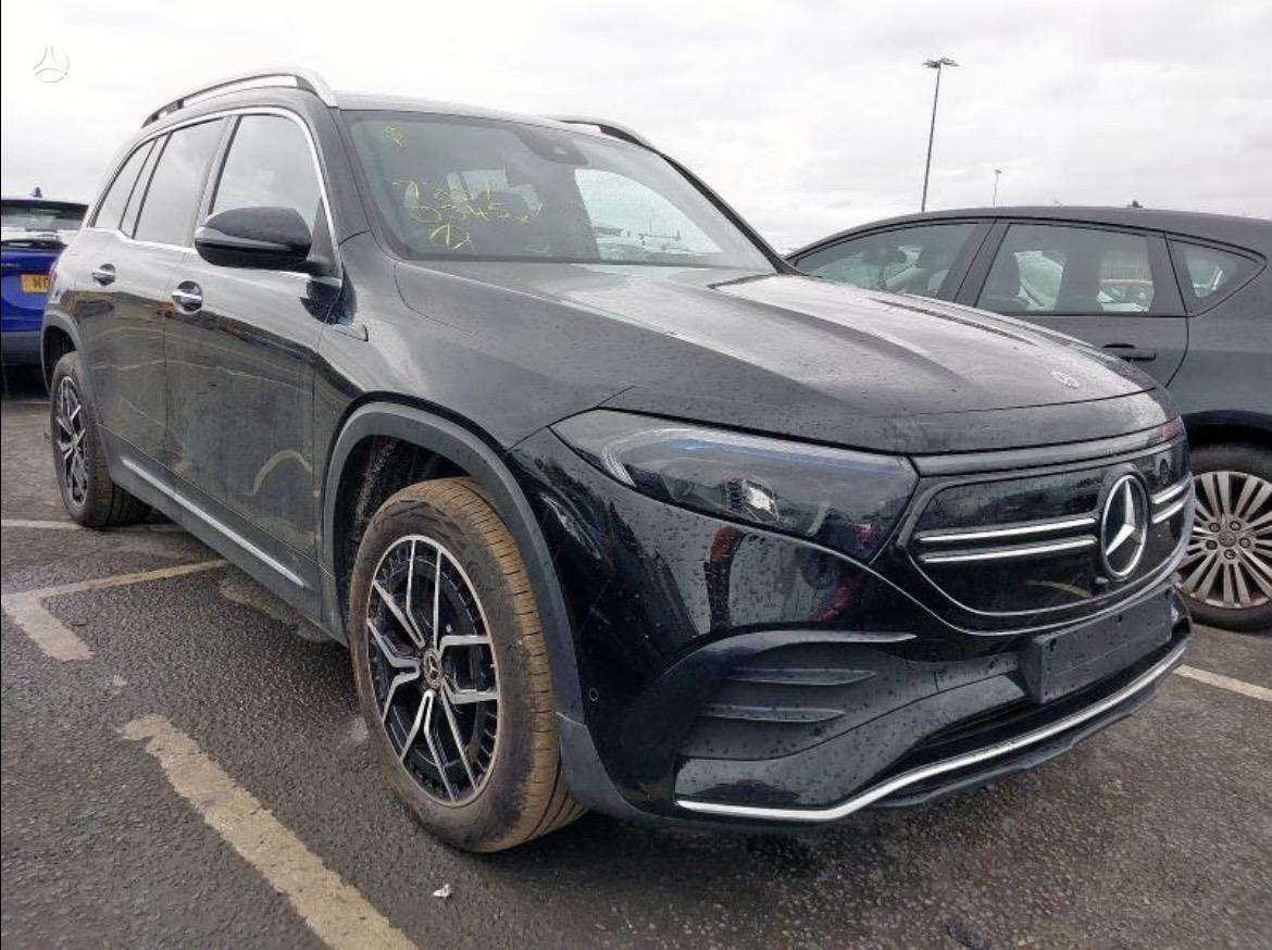 Mercedes-Benz EQB по частям