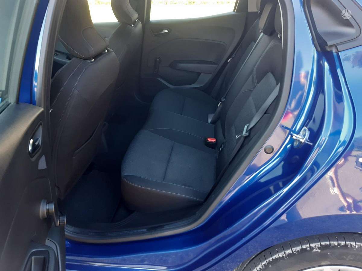 Renault Clio - 7