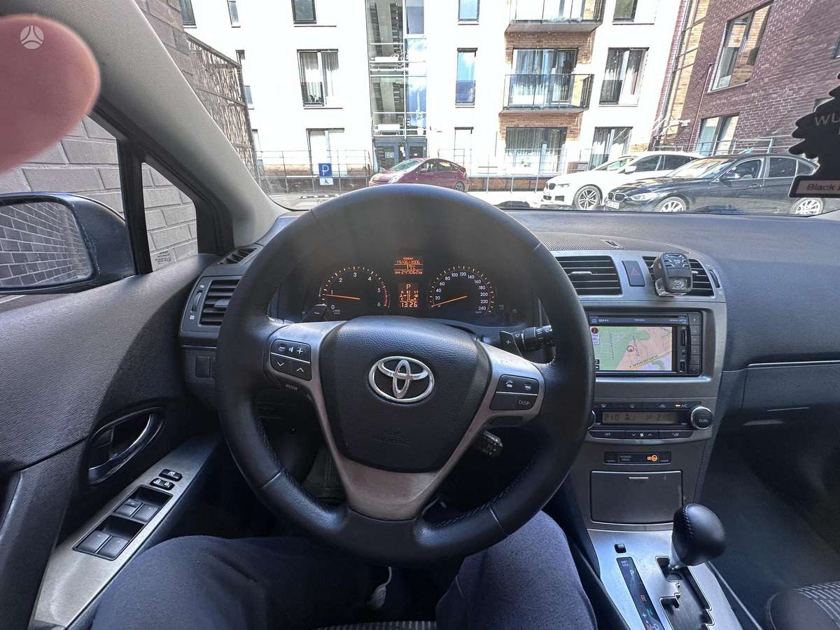 Toyota Avensis, 2.2 l., Универсал