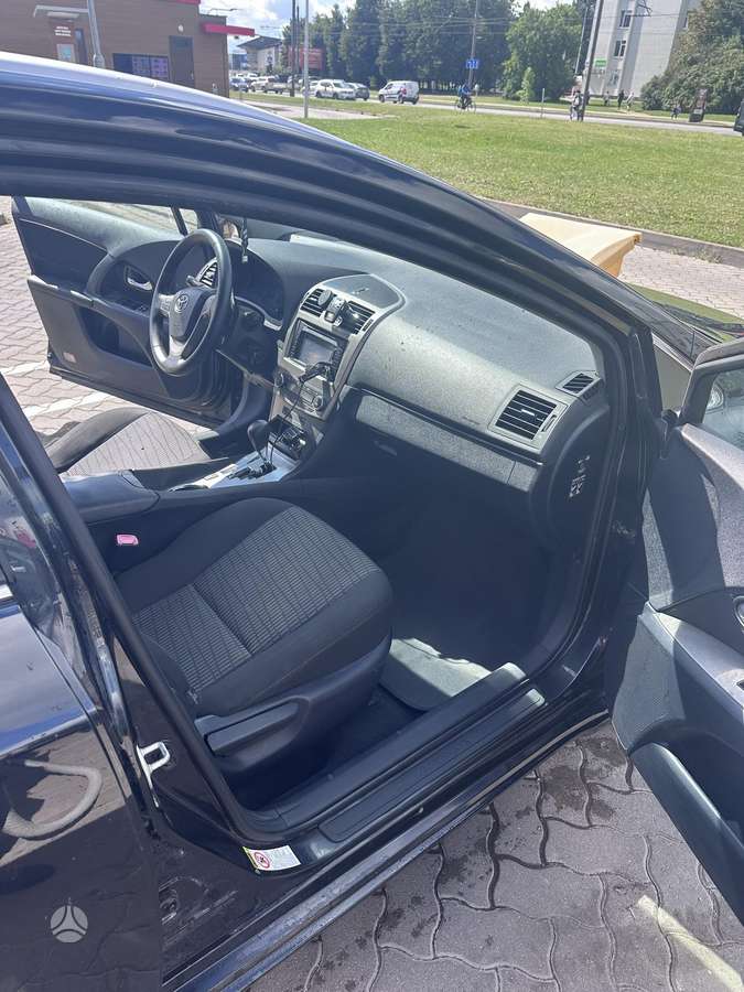 Toyota Avensis, 2.2 l., Универсал
