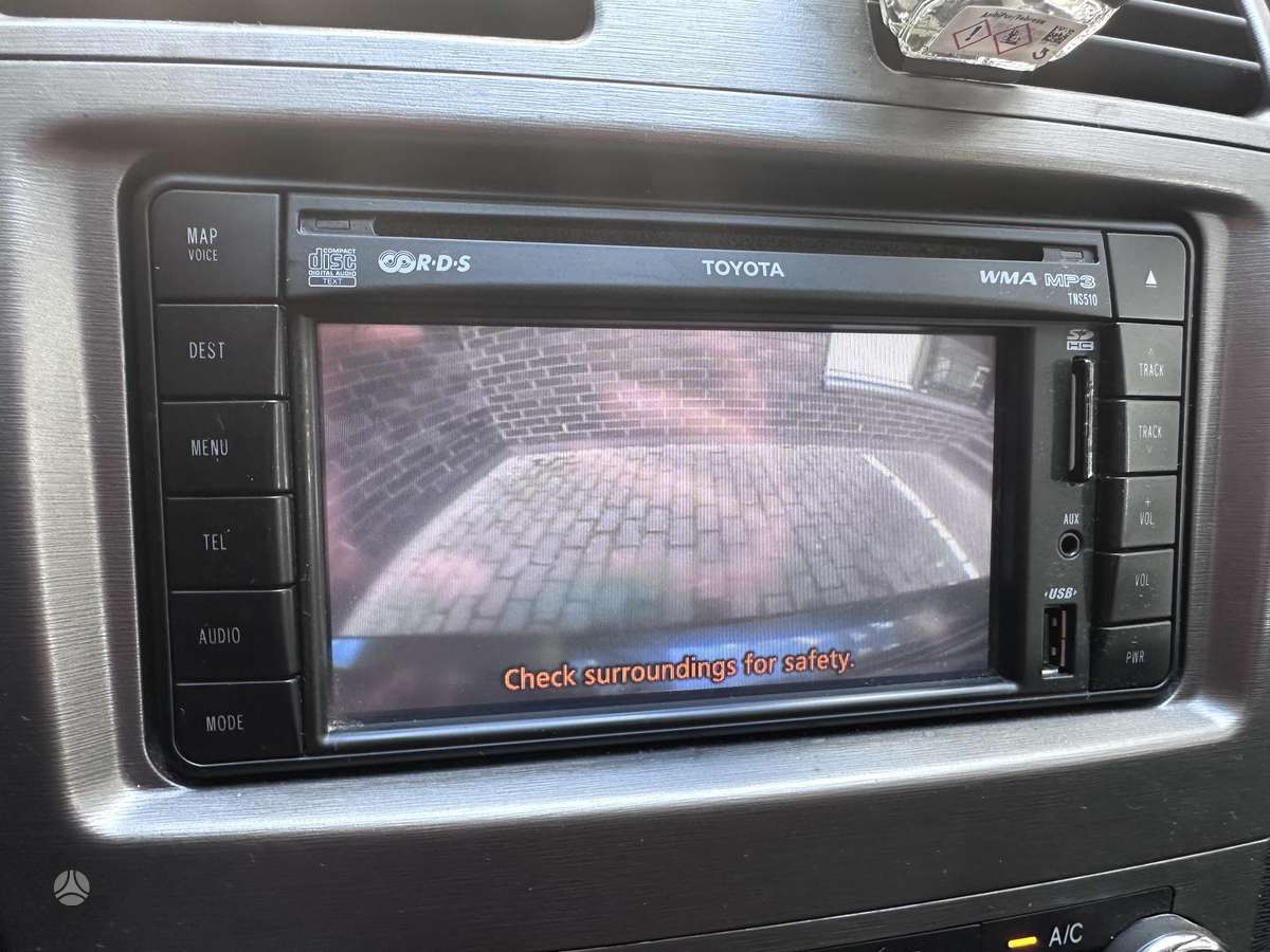 Toyota Avensis - 7