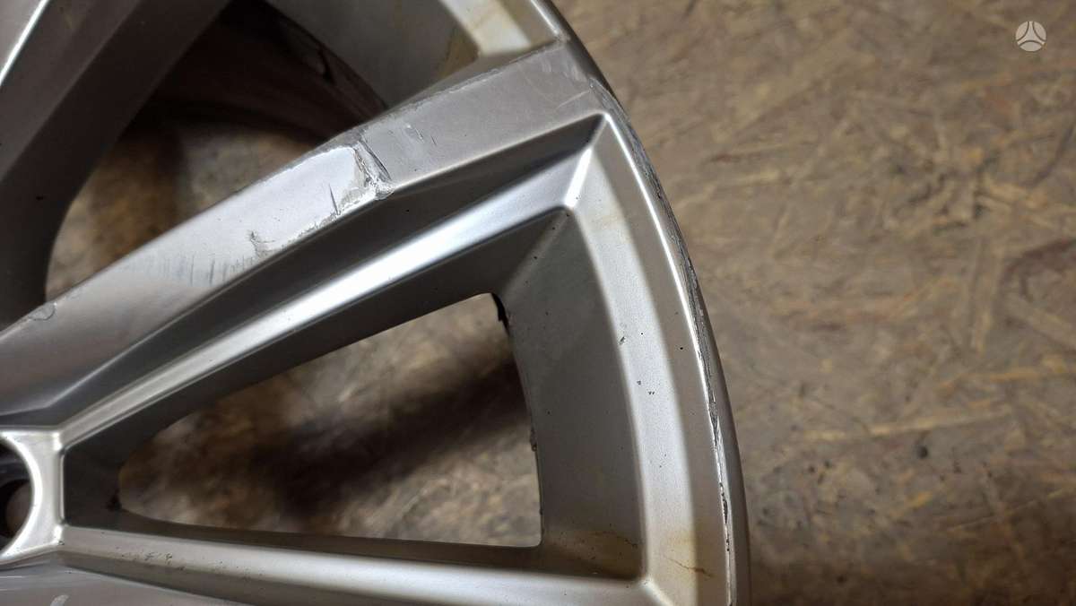 Volkswagen Passat, 3G0601025D, Cen32157