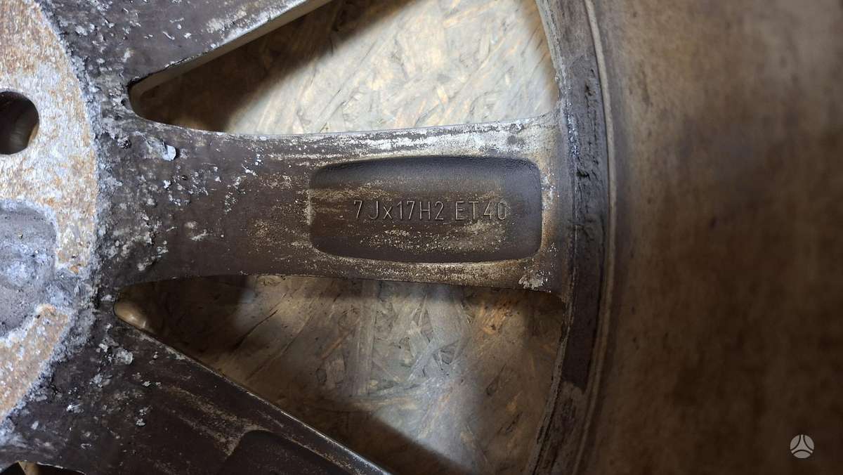 Volkswagen Passat, 3G0601025D, Cen32157