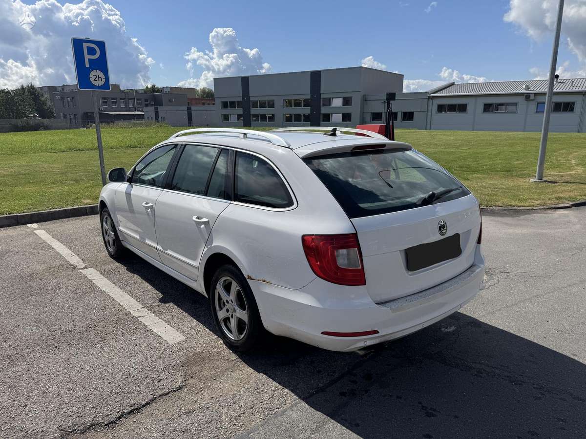 Skoda Superb, 2.0 l., wagon