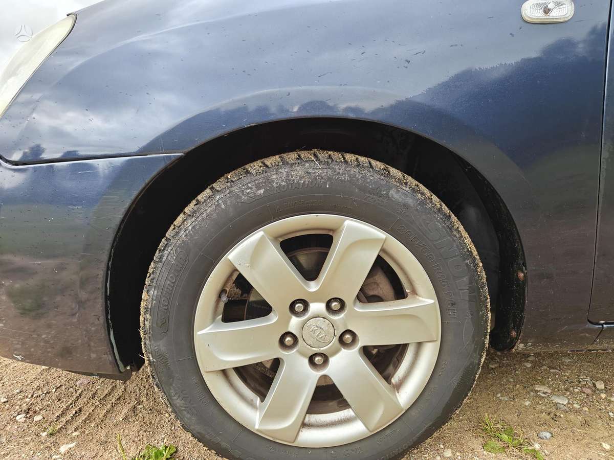Kia Carens, 2.0 l., Минивэн