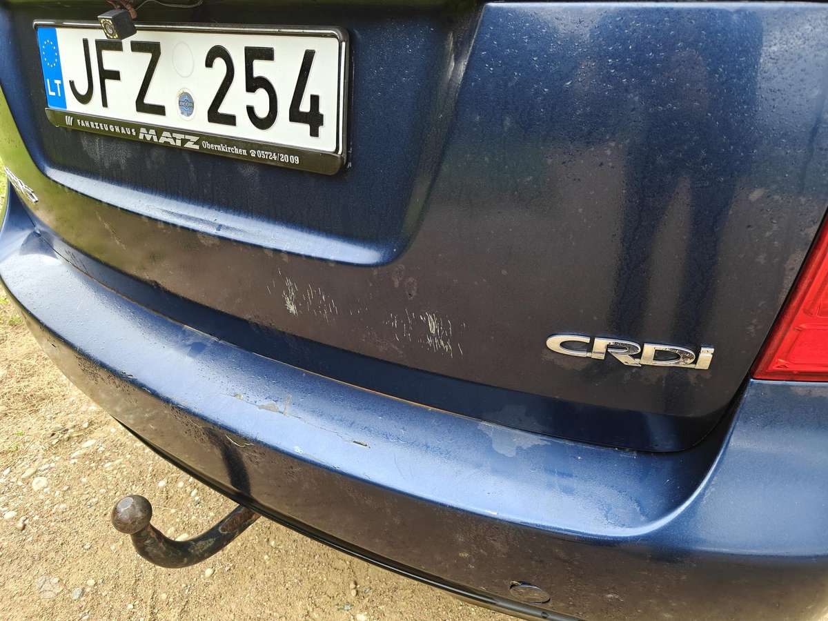 Kia Carens, 2.0 l., Минивэн