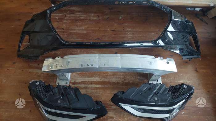Audi e-tron Groteles lempos sparnai balkis