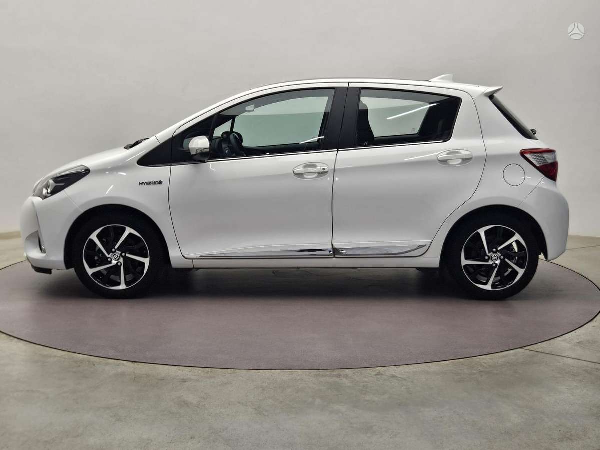 Toyota Yaris - 5