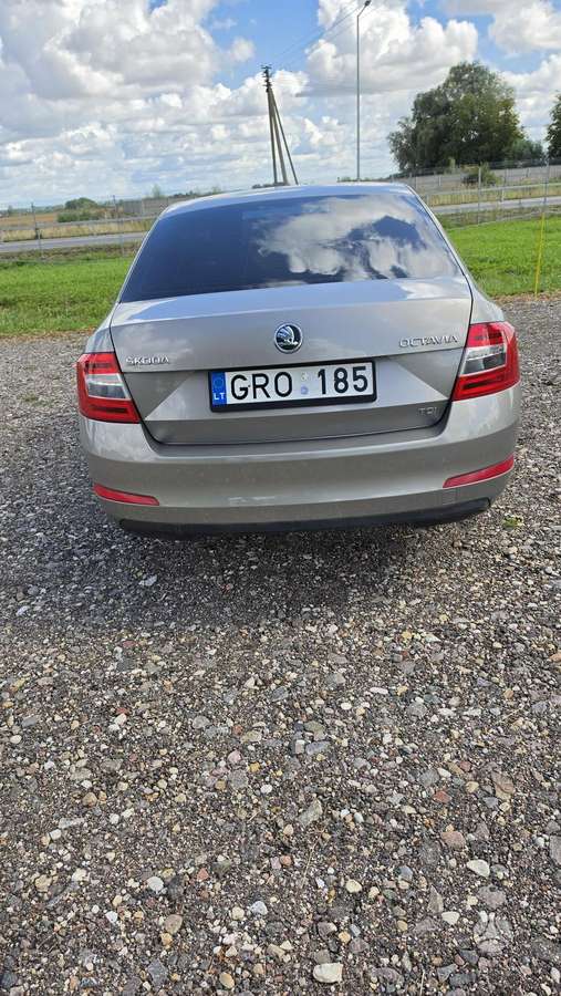 Škoda Octavia - 3