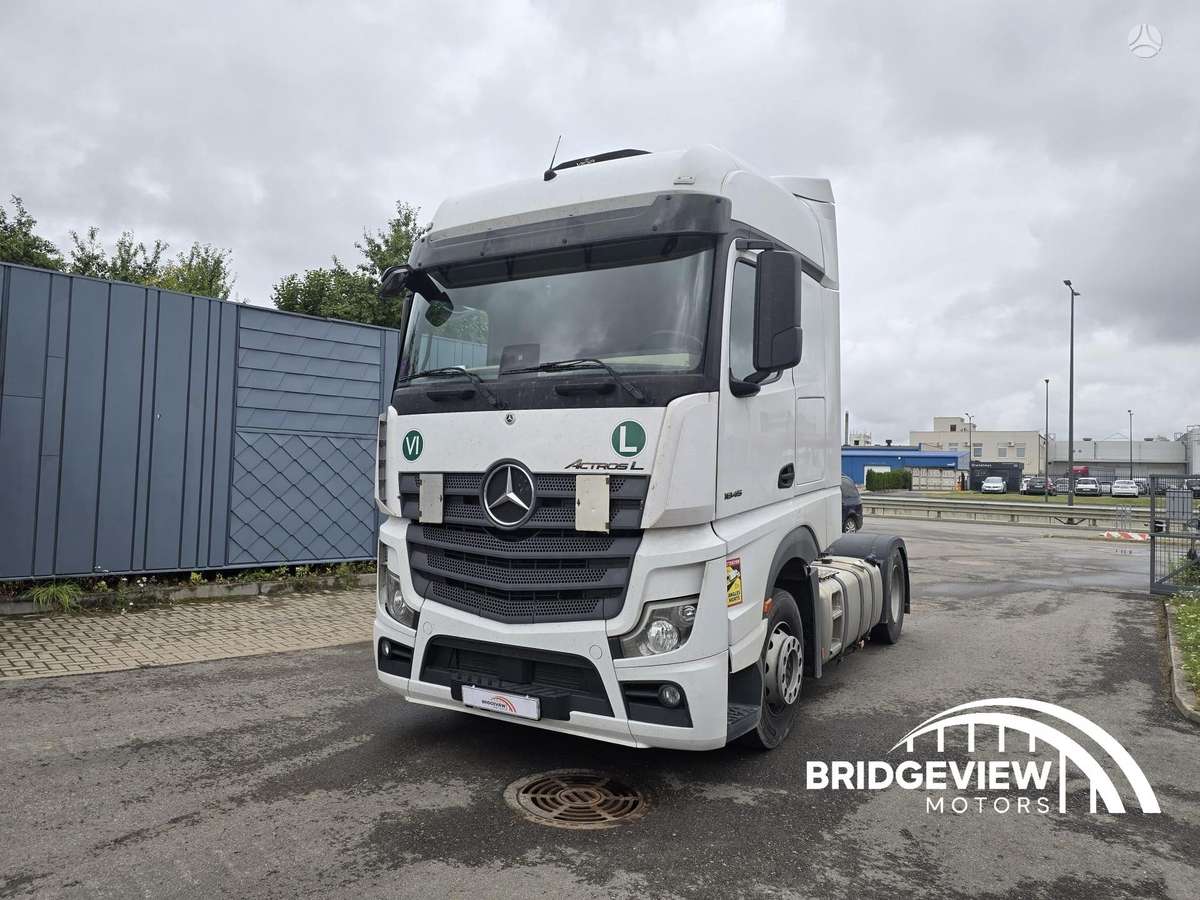 Mercedes-Benz Actros 1845, double sleeper