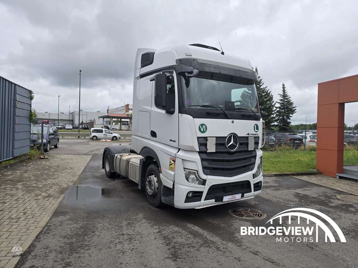 Mercedes-Benz Actros 1845, double sleeper