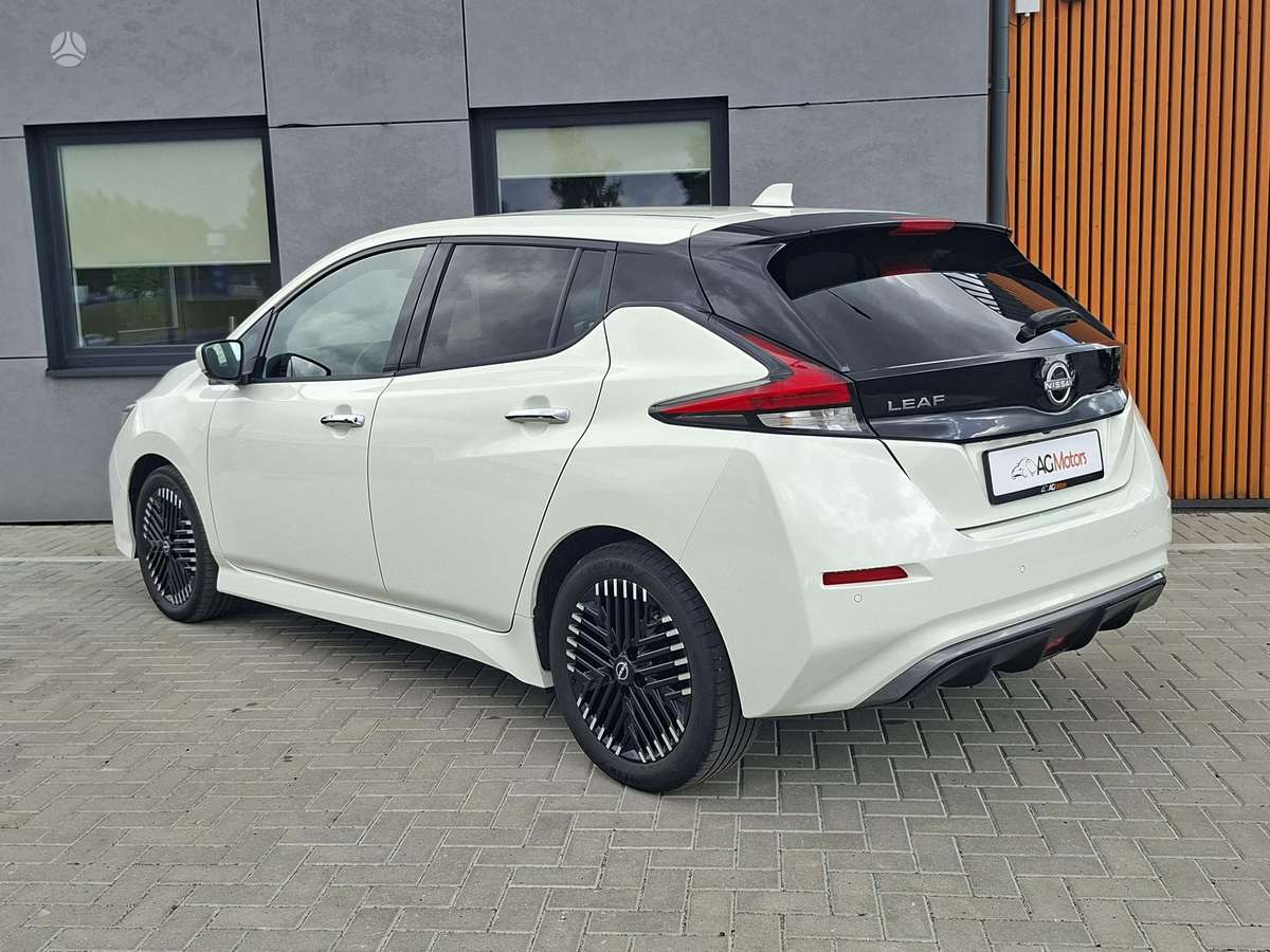 Nissan Leaf - 5