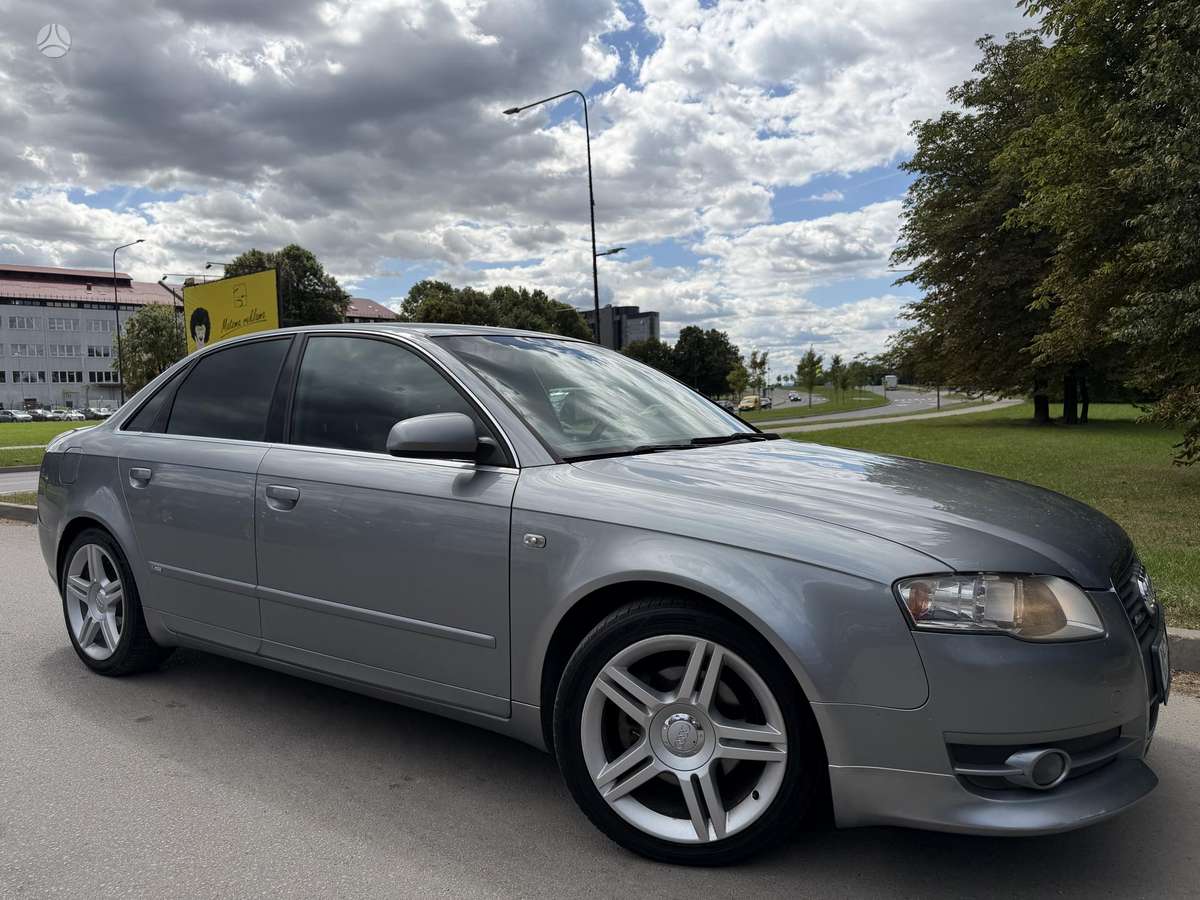 Audi A4, 2.0 l., Седан