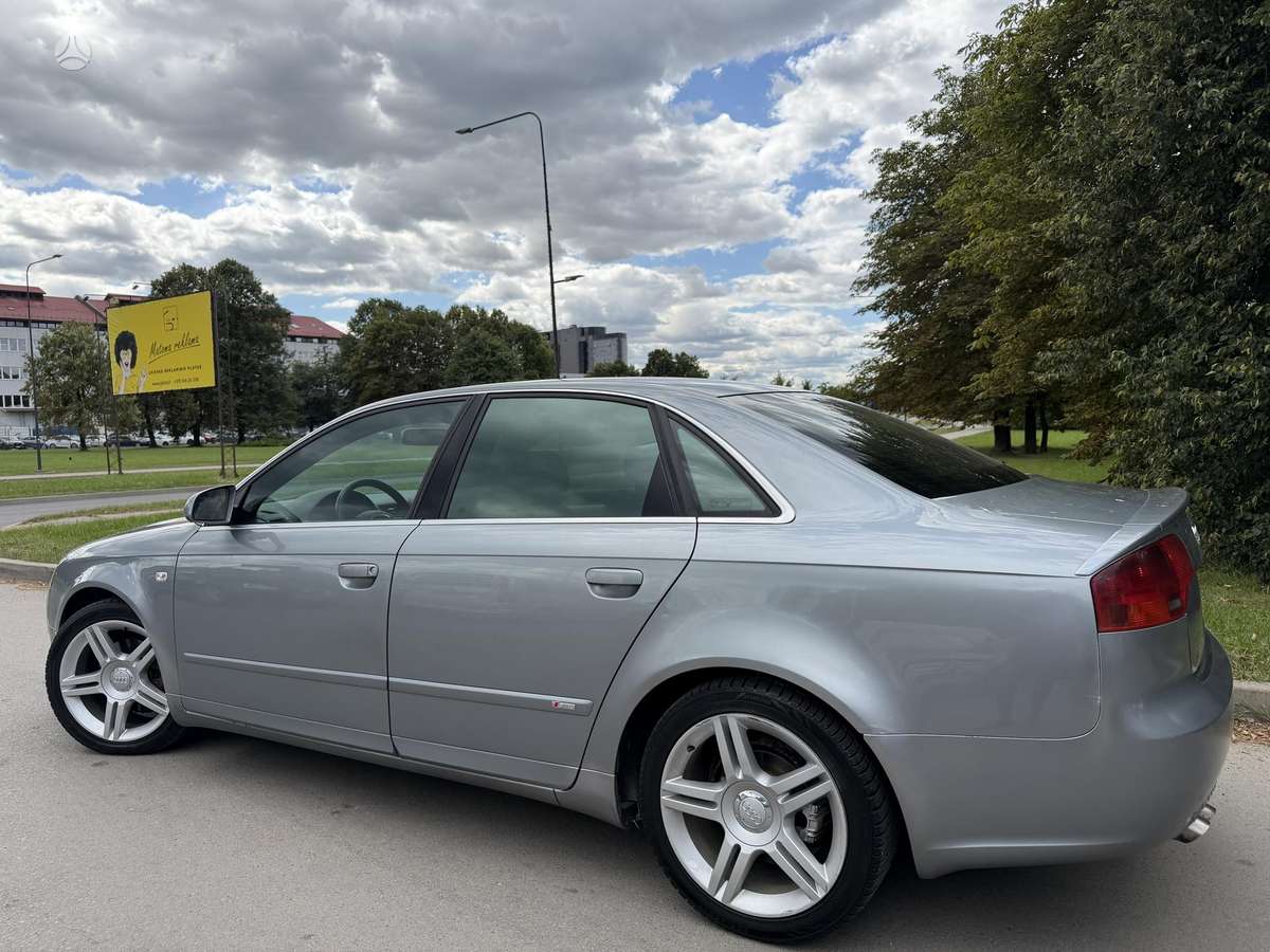 Audi A4, 2.0 l., Седан