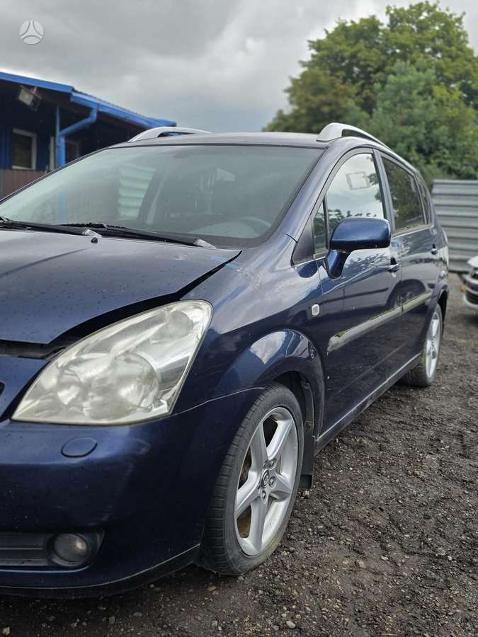 Toyota Corolla Verso kėbulo dalys