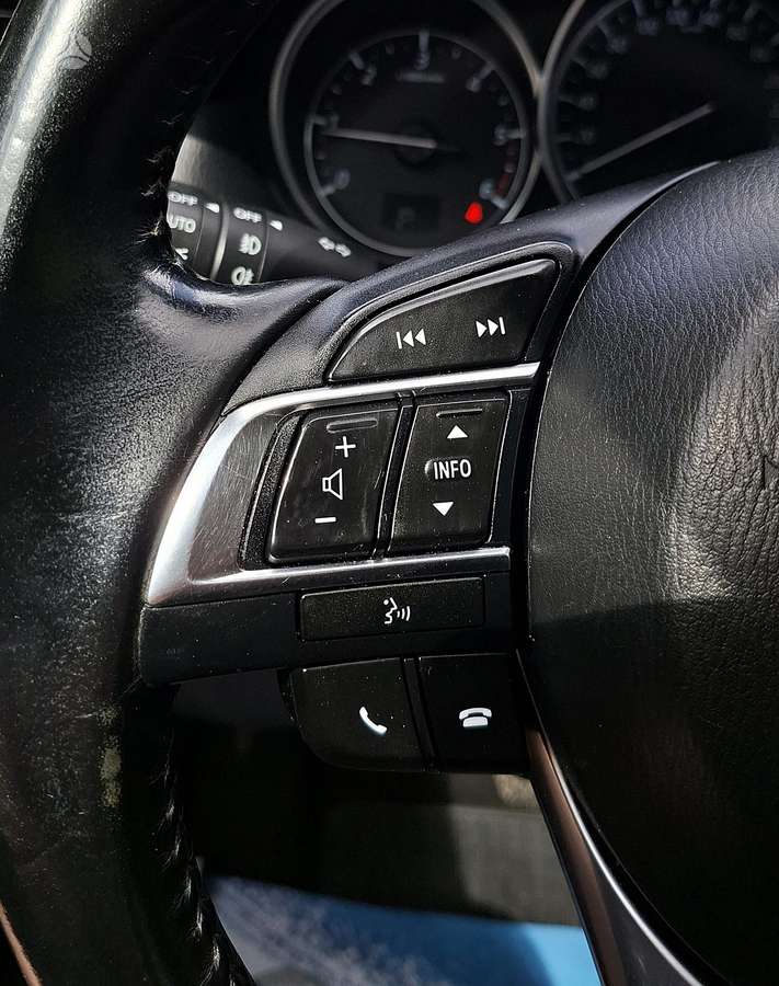 Mazda CX-5, 2.2 l., Внедорожник / Кроссовер
