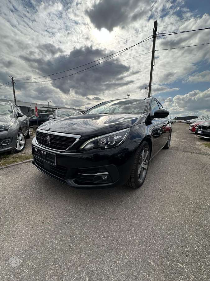 Peugeot 308 - 1