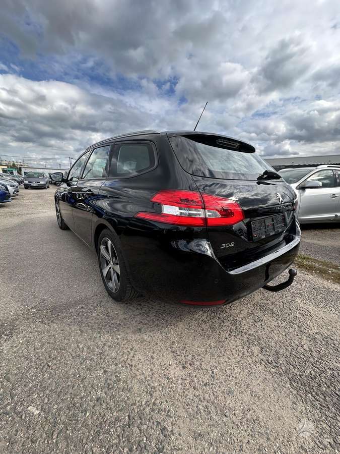 Peugeot 308 - 6
