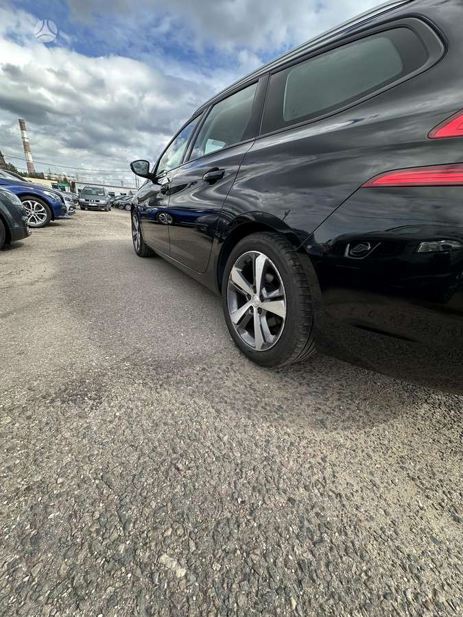 Peugeot 308 - 7