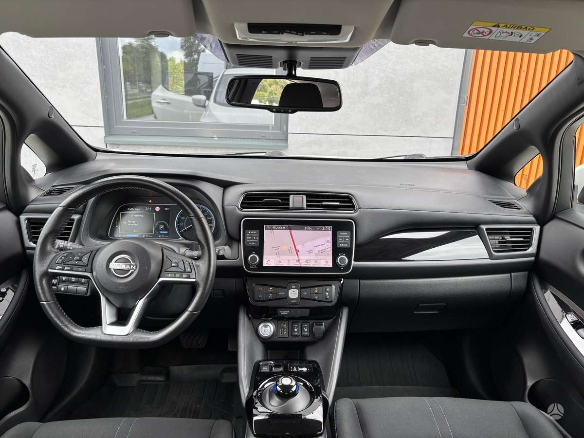 Nissan Leaf - 11