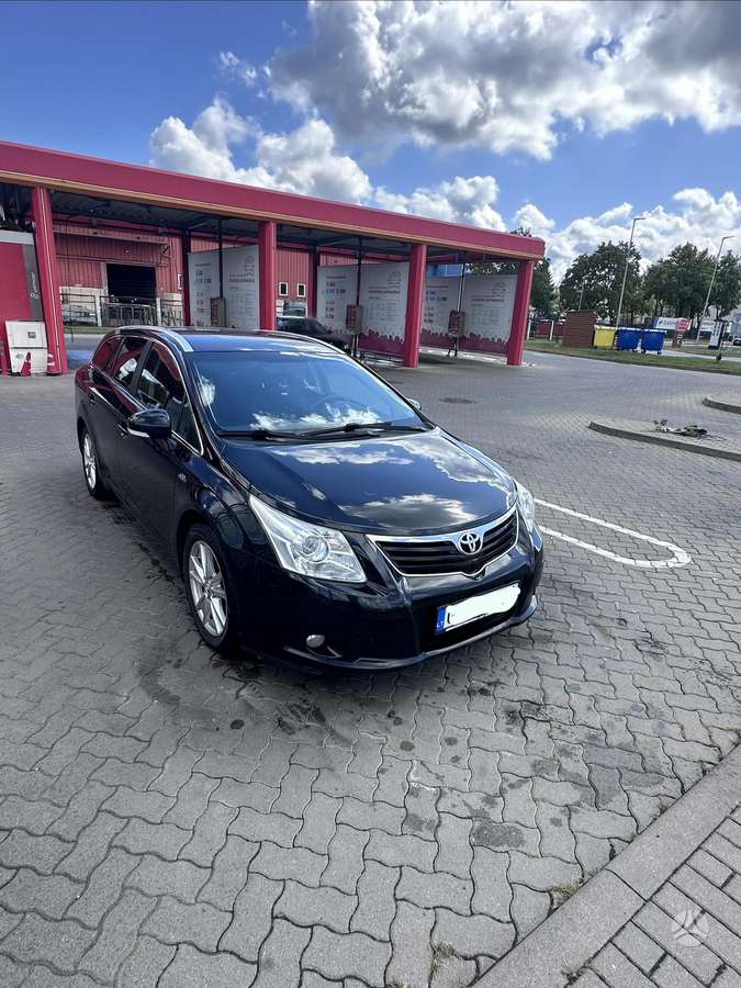 Toyota Avensis, 2.2 l., Универсал
