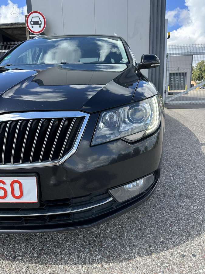 Skoda Superb, 1.8 l., Универсал