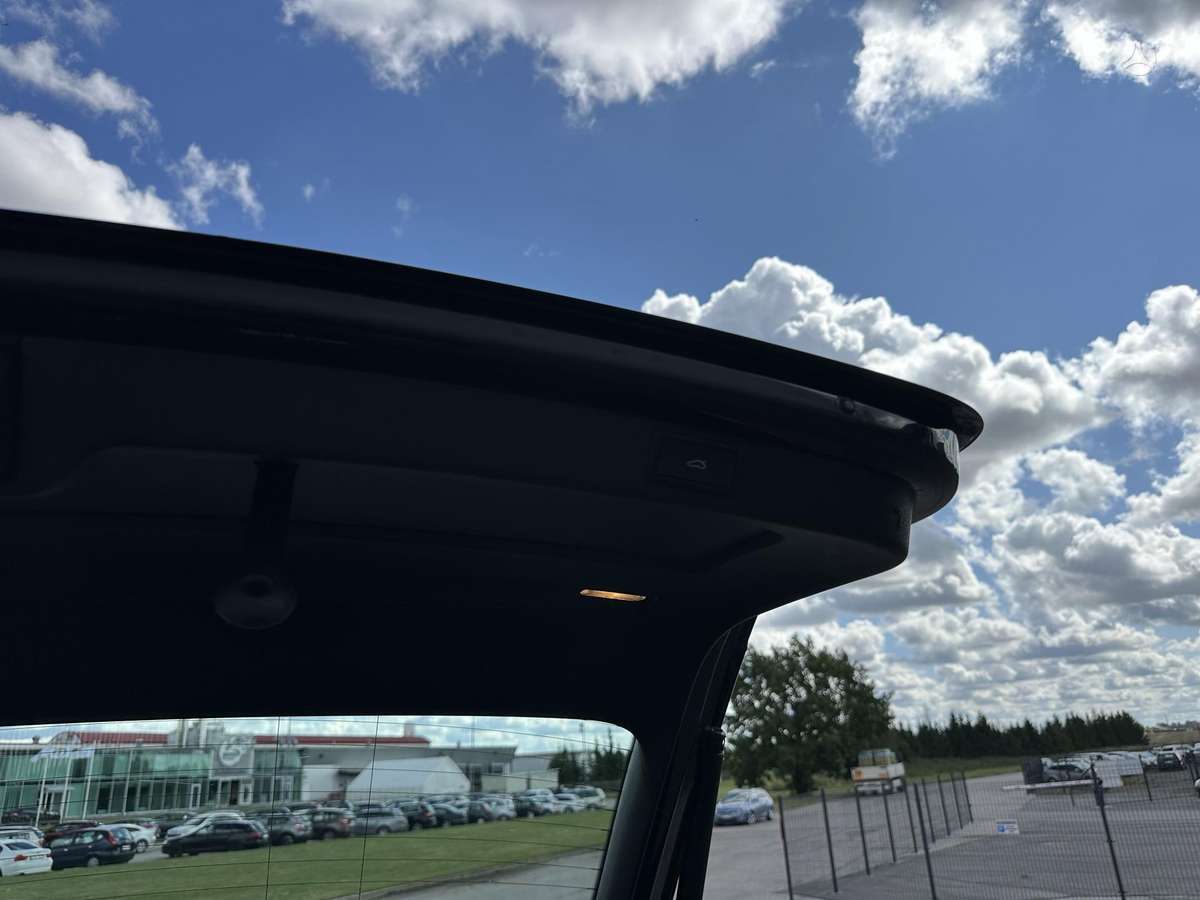 Skoda Superb, 1.8 l., Универсал