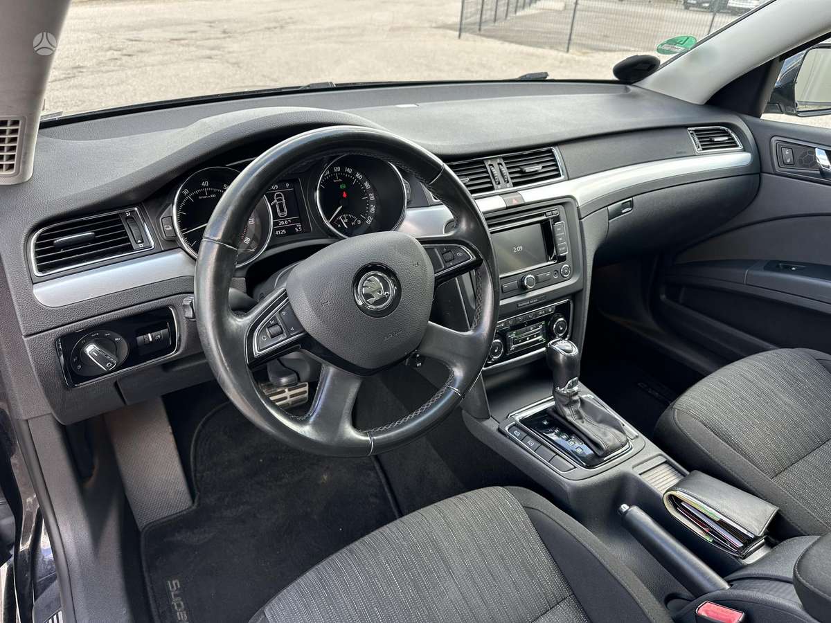 Skoda Superb, 1.8 l., Универсал
