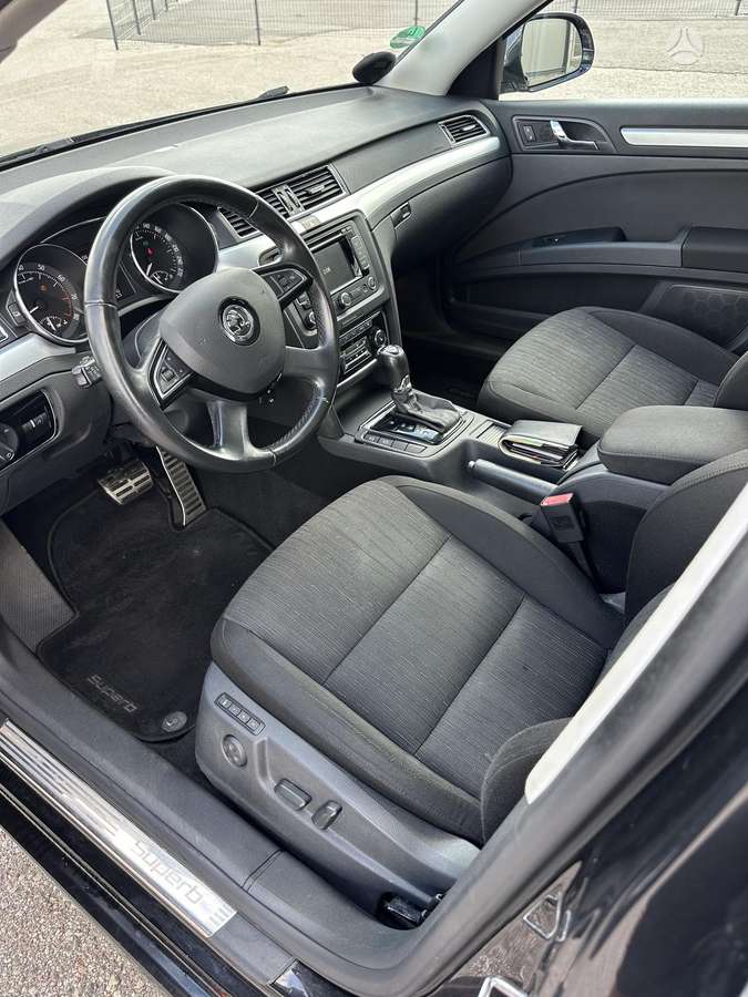 Skoda Superb, 1.8 l., Универсал