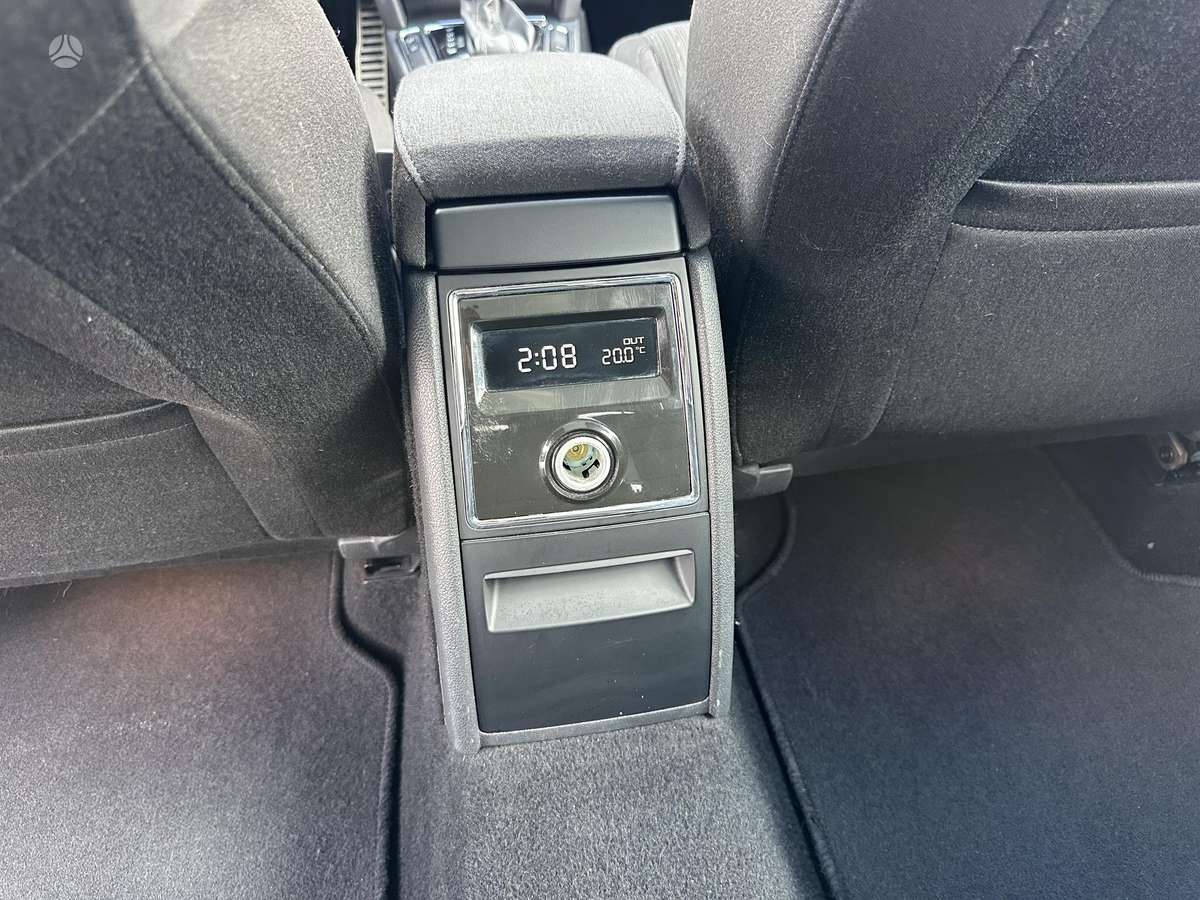 Skoda Superb, 1.8 l., Универсал