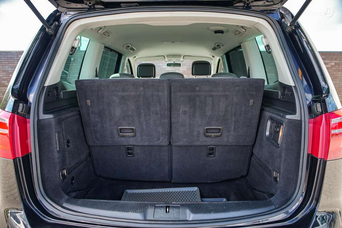 Seat Alhambra, 2.0 l., Минивэн