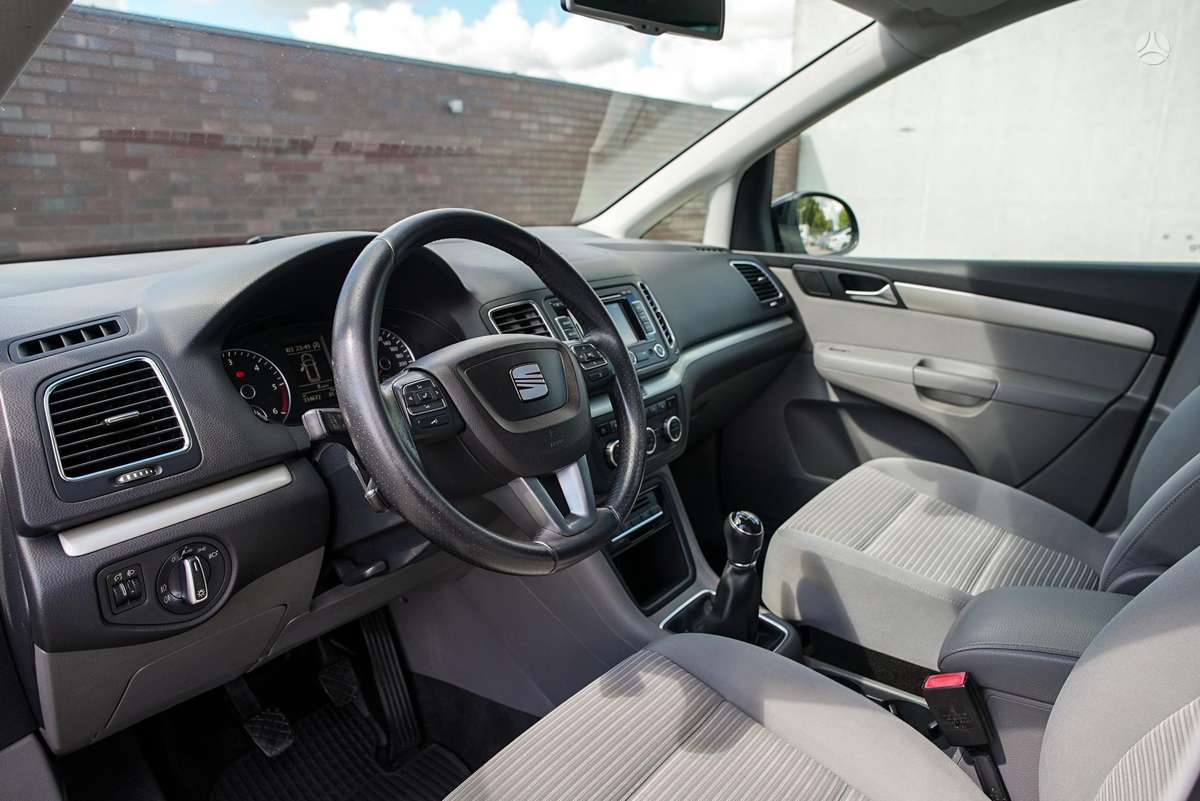 Seat Alhambra, 2.0 l., Минивэн