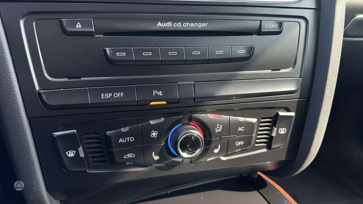 Audi A4, 2.7 l., Седан