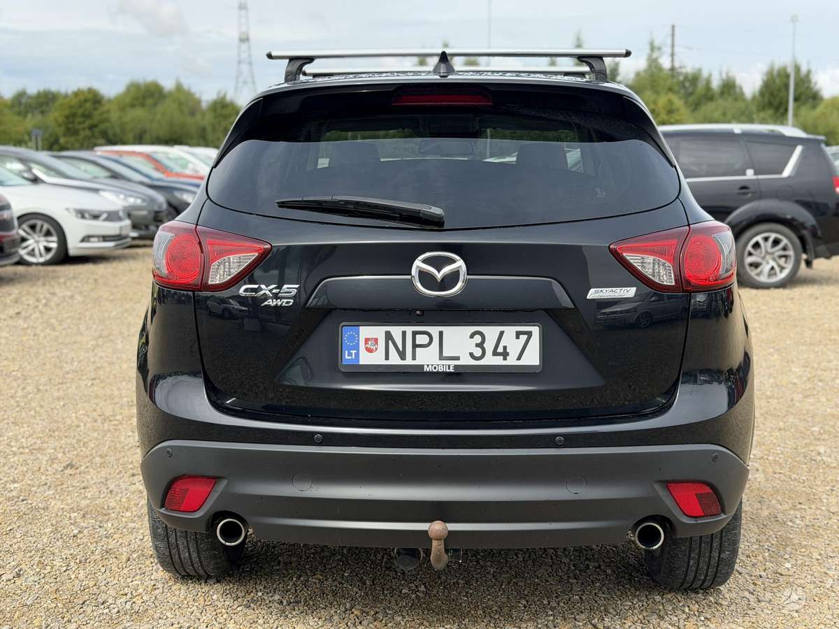 Mazda CX-5, 2.2 l., off-road / crossover